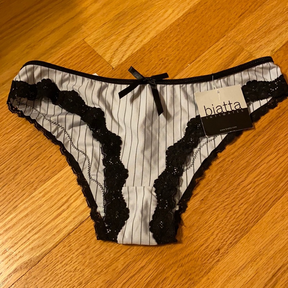 Biatta intimates bikini size small NWT